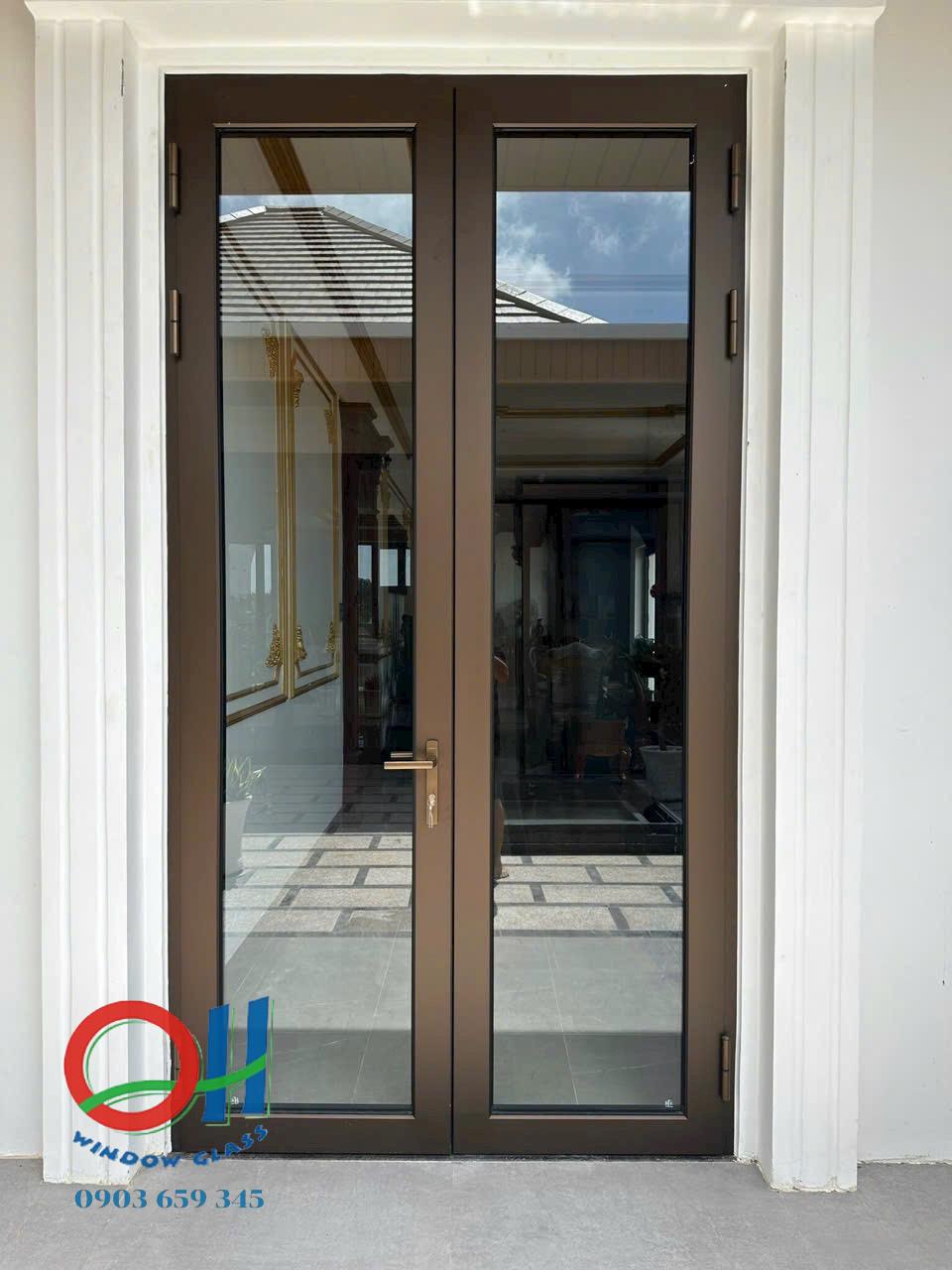 Cửa nhôm kính hay cửa gỗ – Đâu là lựa chọn tốt nhất cho ngôi nhà của bạn?