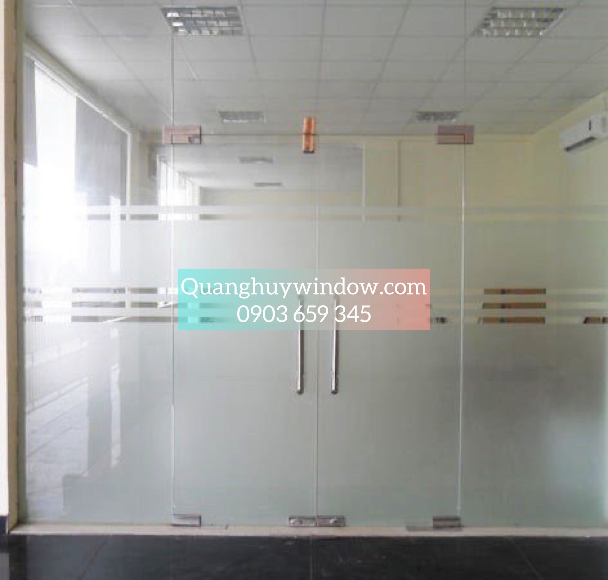 Tìm hiểu ngay đơn vị lắp đặt cửa kính cường lực uy tín Tân Phú