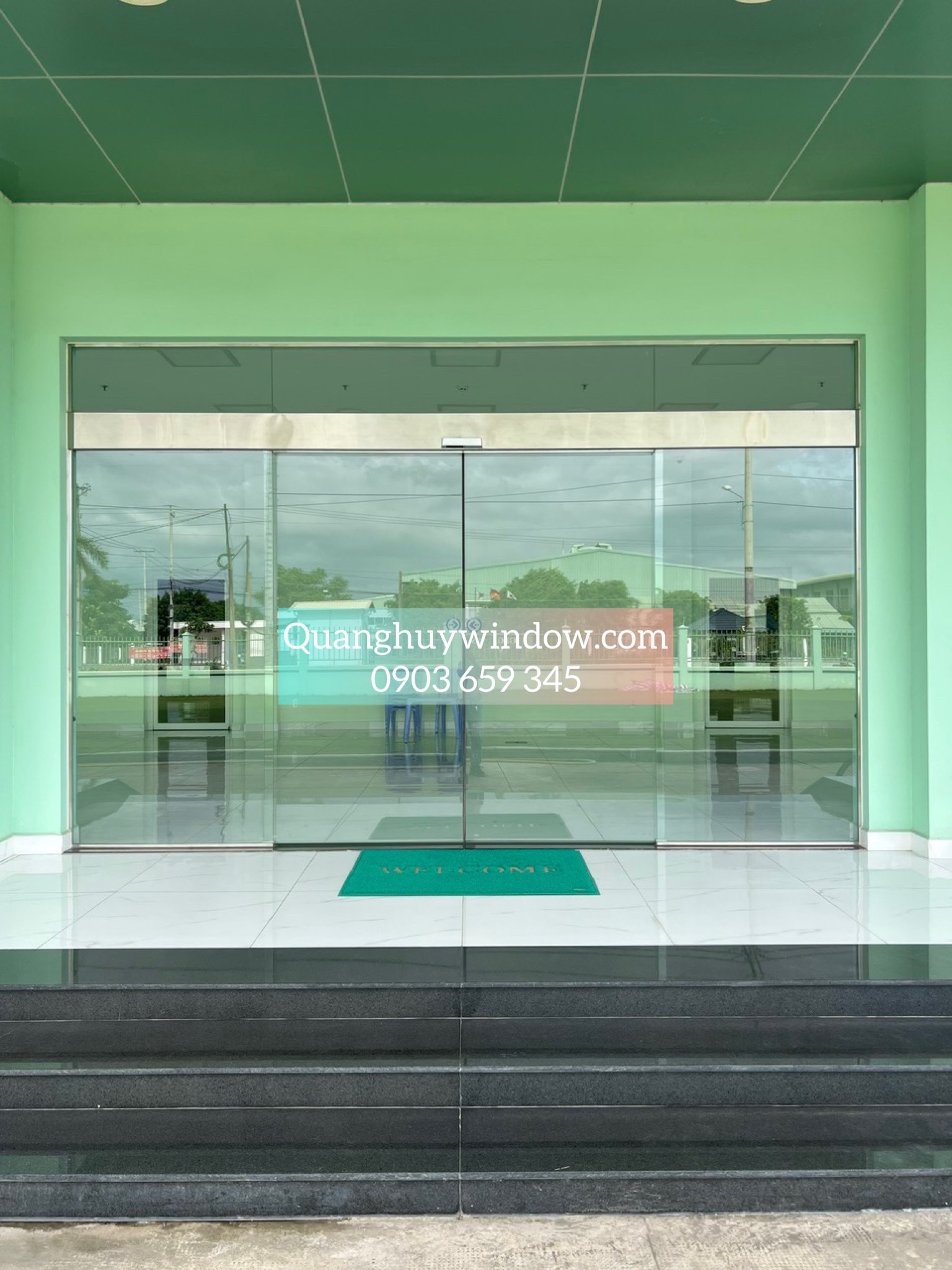 Dịch vụ lắp đặt cửa kính cường lực giá rẻ TPHCM chất lượng uy tín